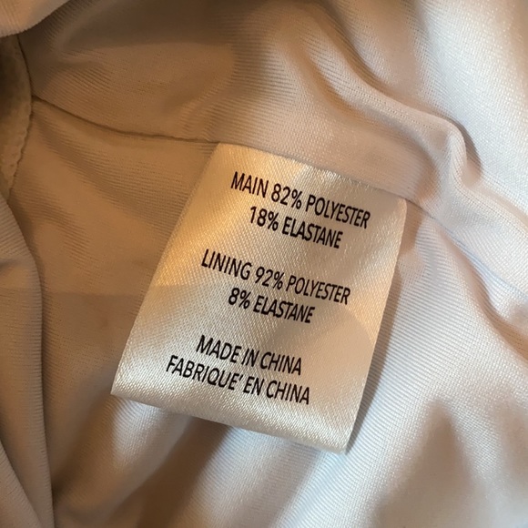 🎉 Host Pick 🎉 EUC Small I Love Plum Tropical Leaves Swimsuit!🍃 - Picture 10 of 13